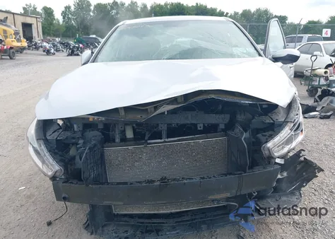 2018 Hyundai Elantra Gt z USA, uszkodzony, nr VIN KMHH35LE1JU060258